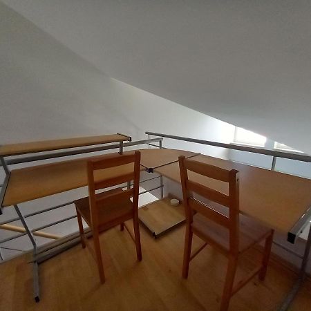 25 King'S Landing In Supetar Apartment Exterior photo